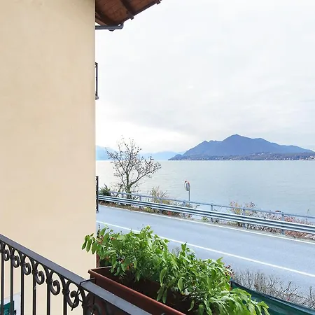 Annalisa Apartment Stresa